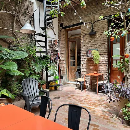 Lina'S Tango Guesthouse-3